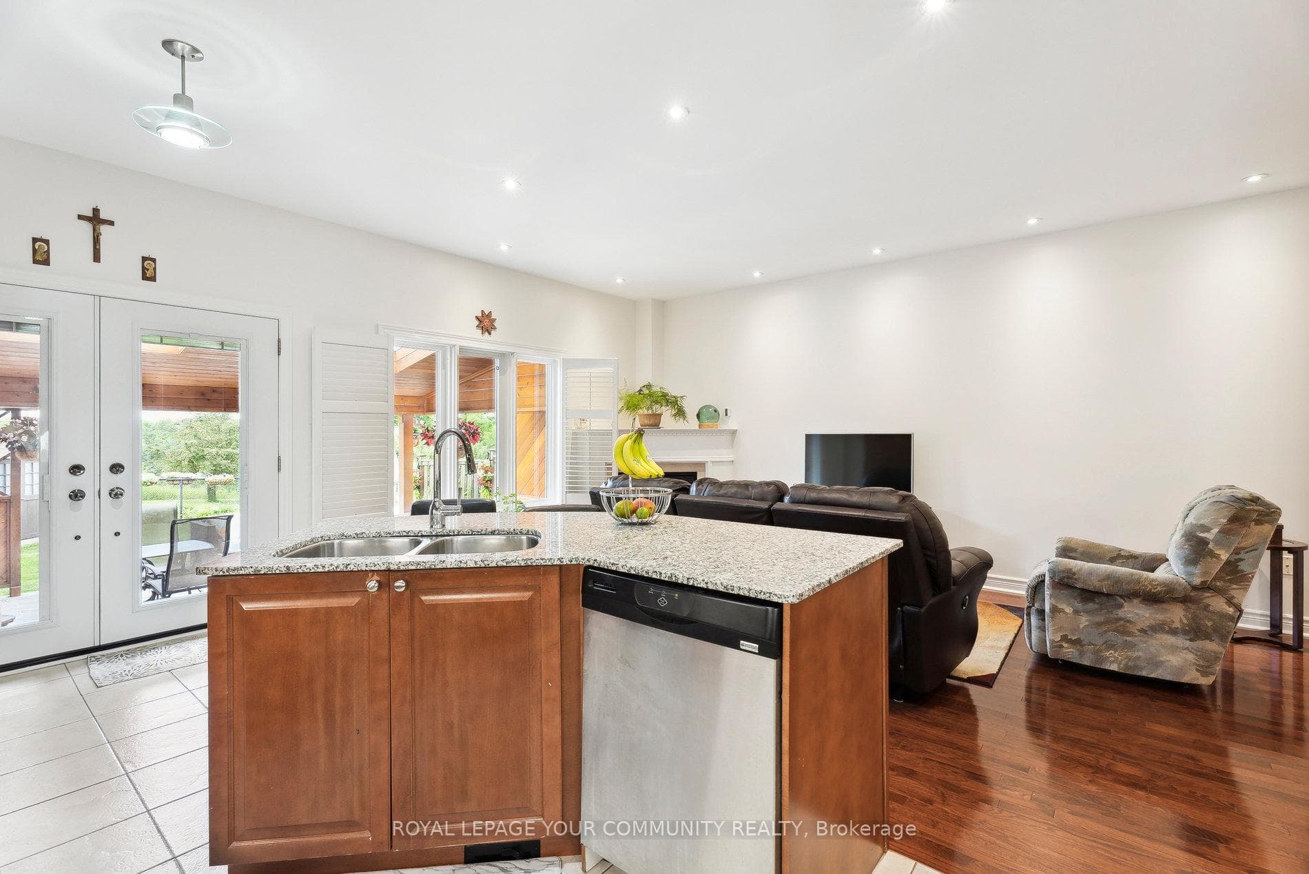 48 Milano Avenue photo 13