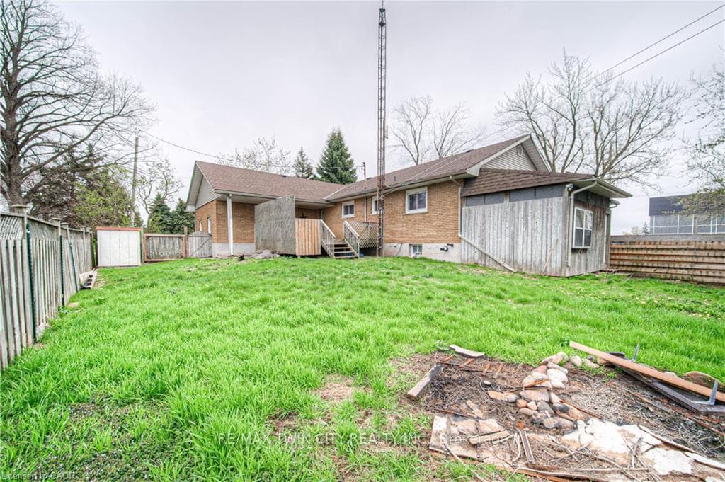2300 Fountain Street photo 38