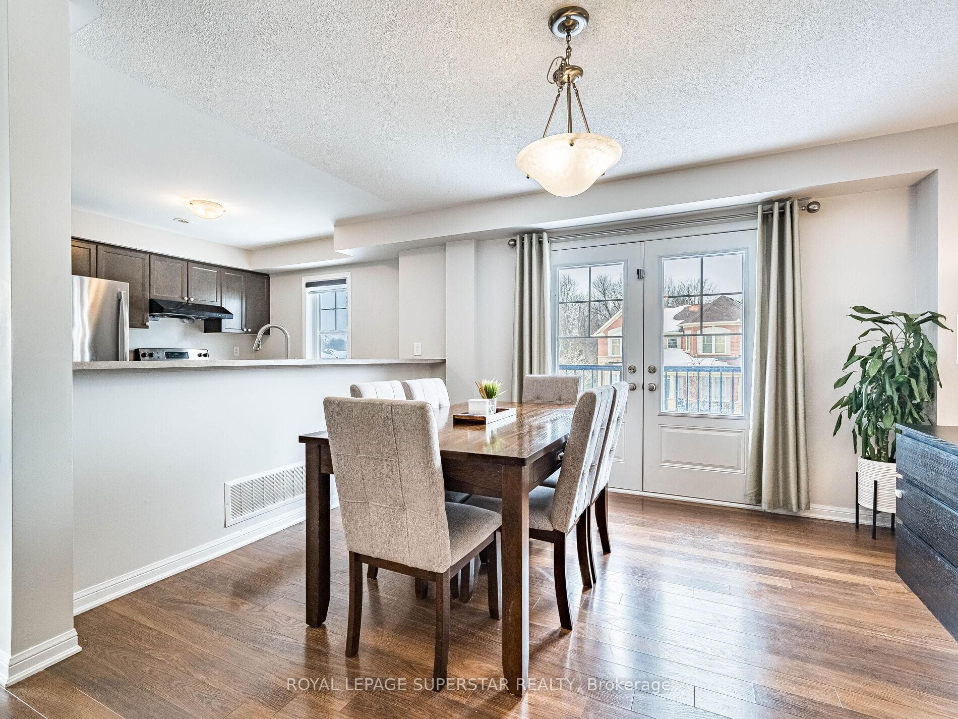 65 Aylesbury Drive photo 19