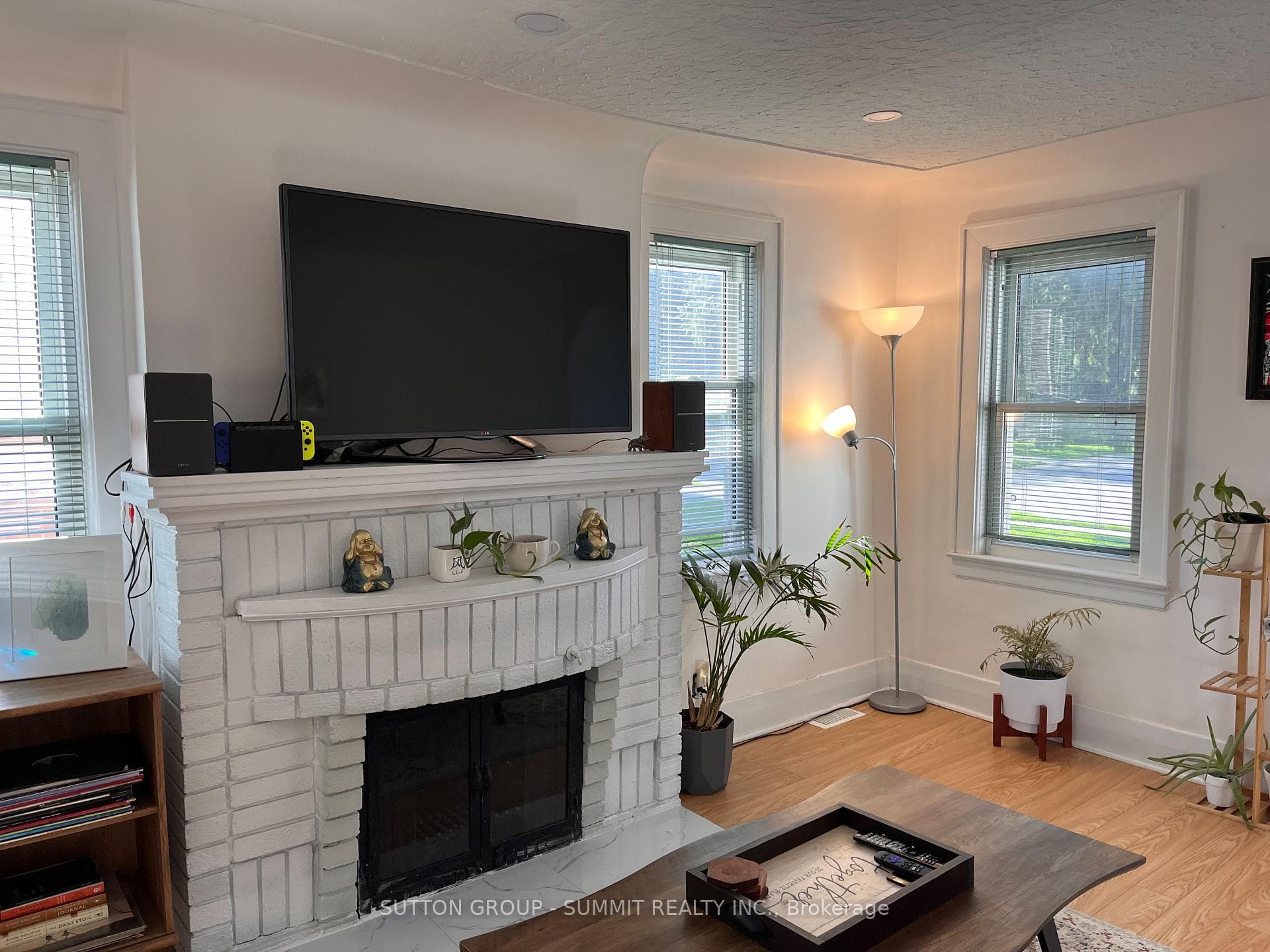 112 Devonshire Avenue photo 7