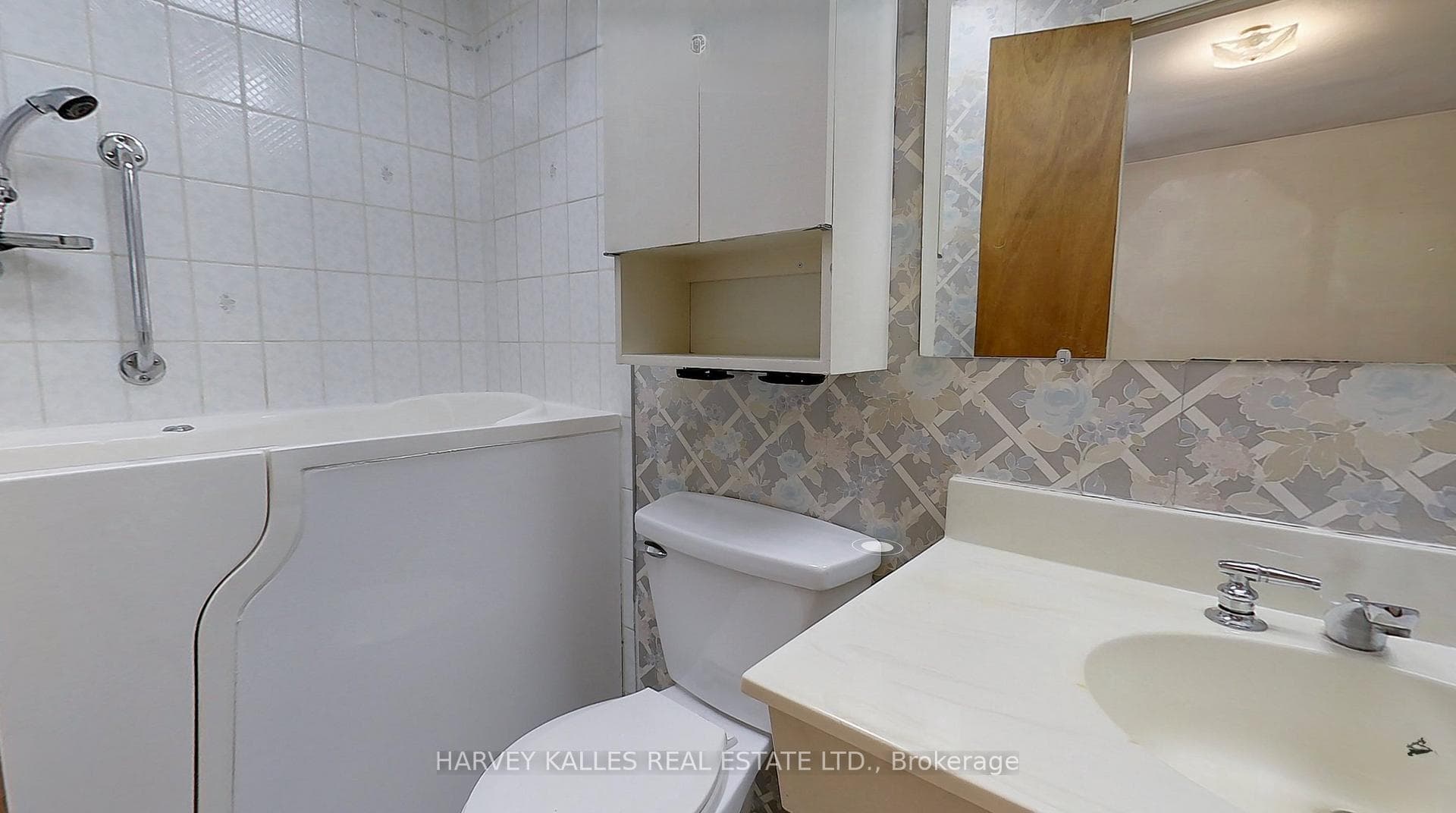63 Coral Gable Drive photo 11