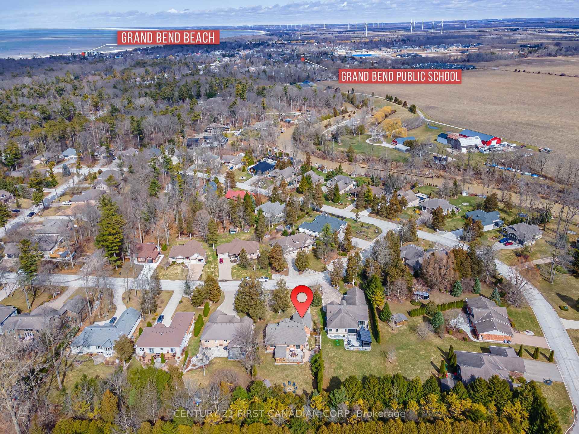 10159 Meadowlily Crescent photo 46