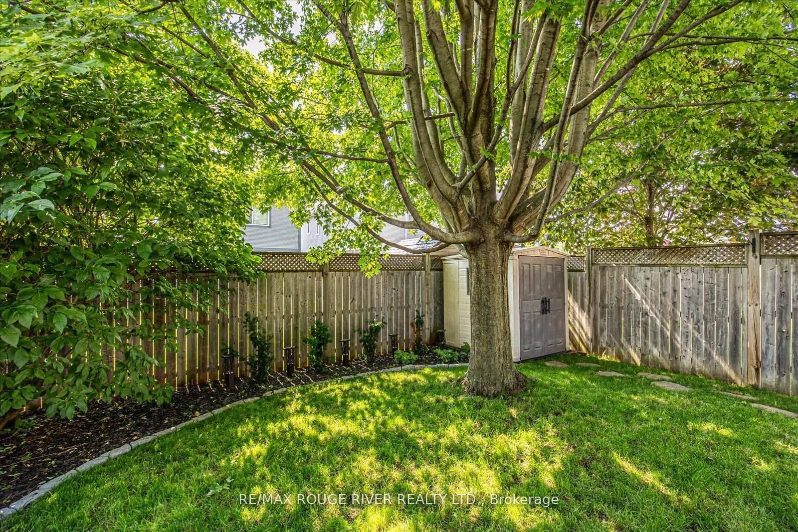 163 Allworth Crescent photo 36