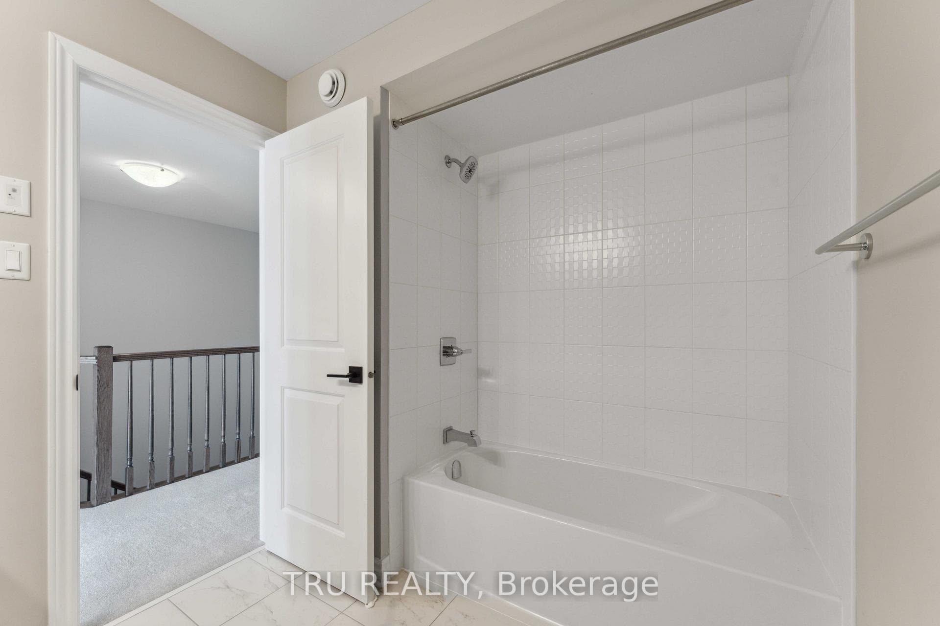 554 Edenwylde Drive photo 38
