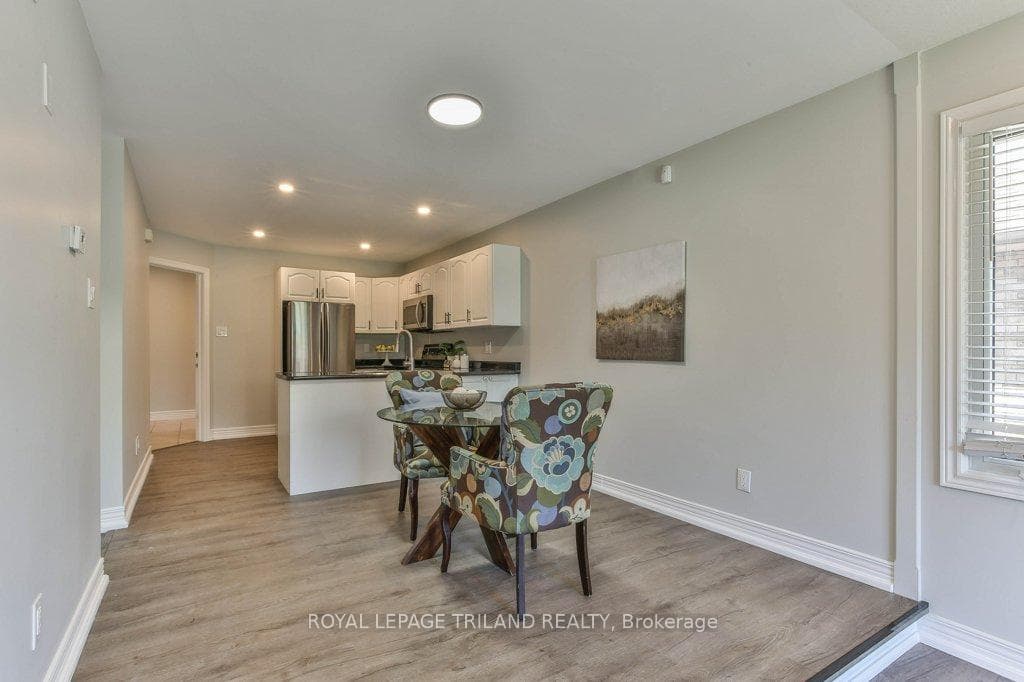 16 PINEHURST Drive photo 23
