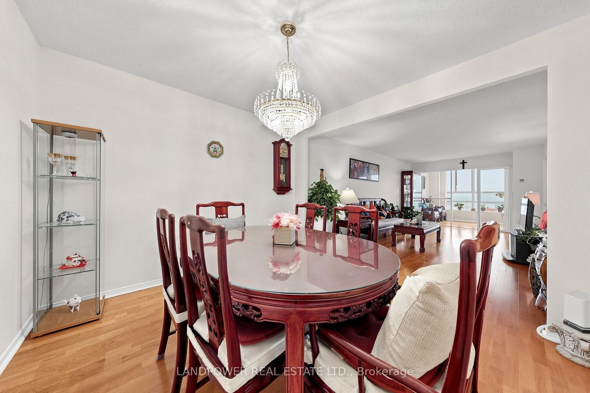 7825 Bayview Avenue Unit 1106 photo 10
