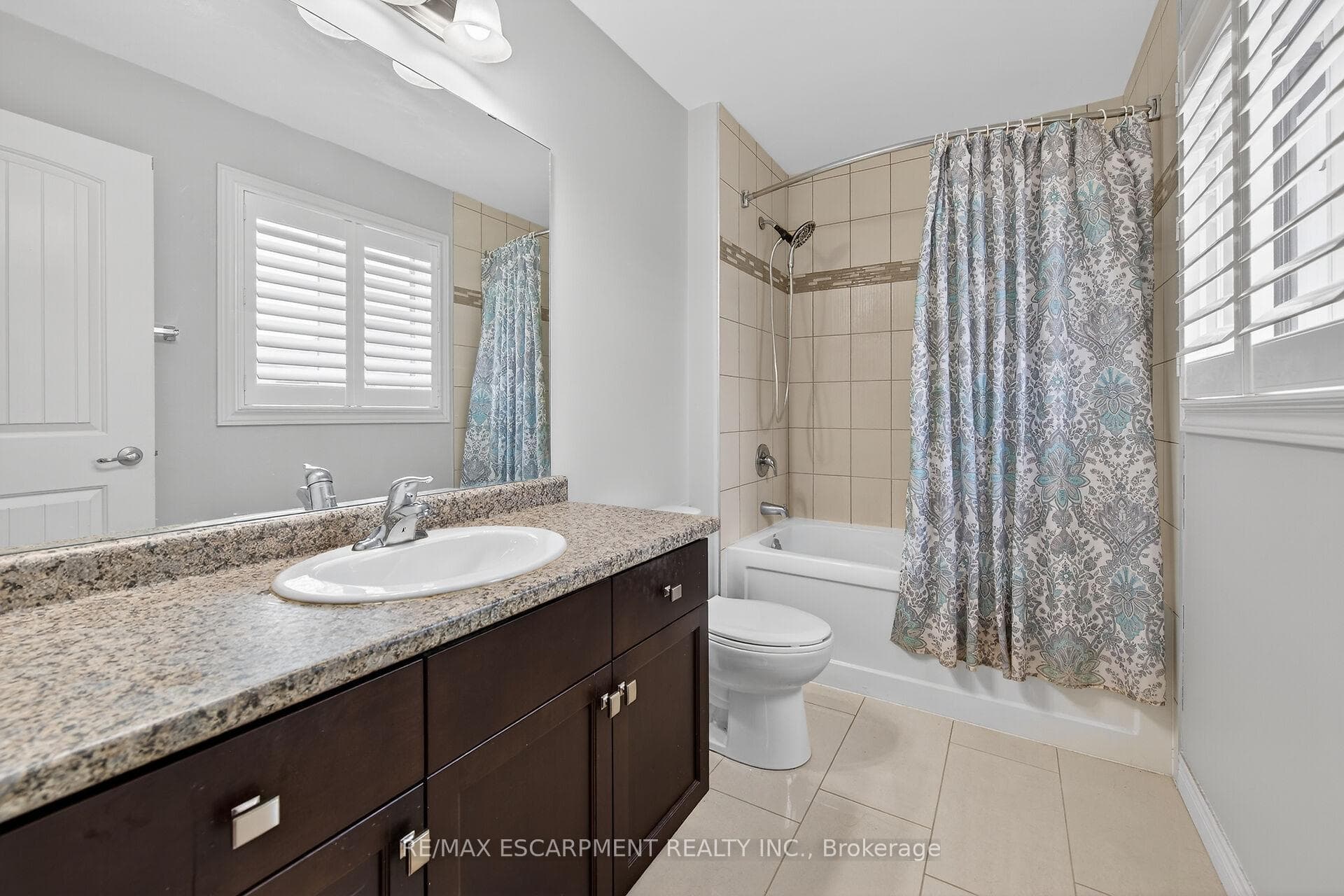 63 Chamomile Drive photo 27