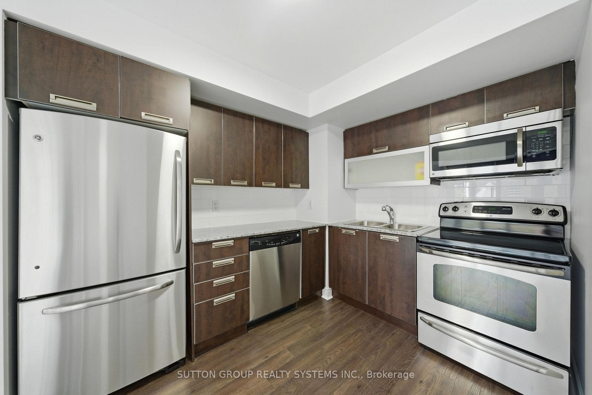 28 Ted Rogers Way Unit 512 photo 3
