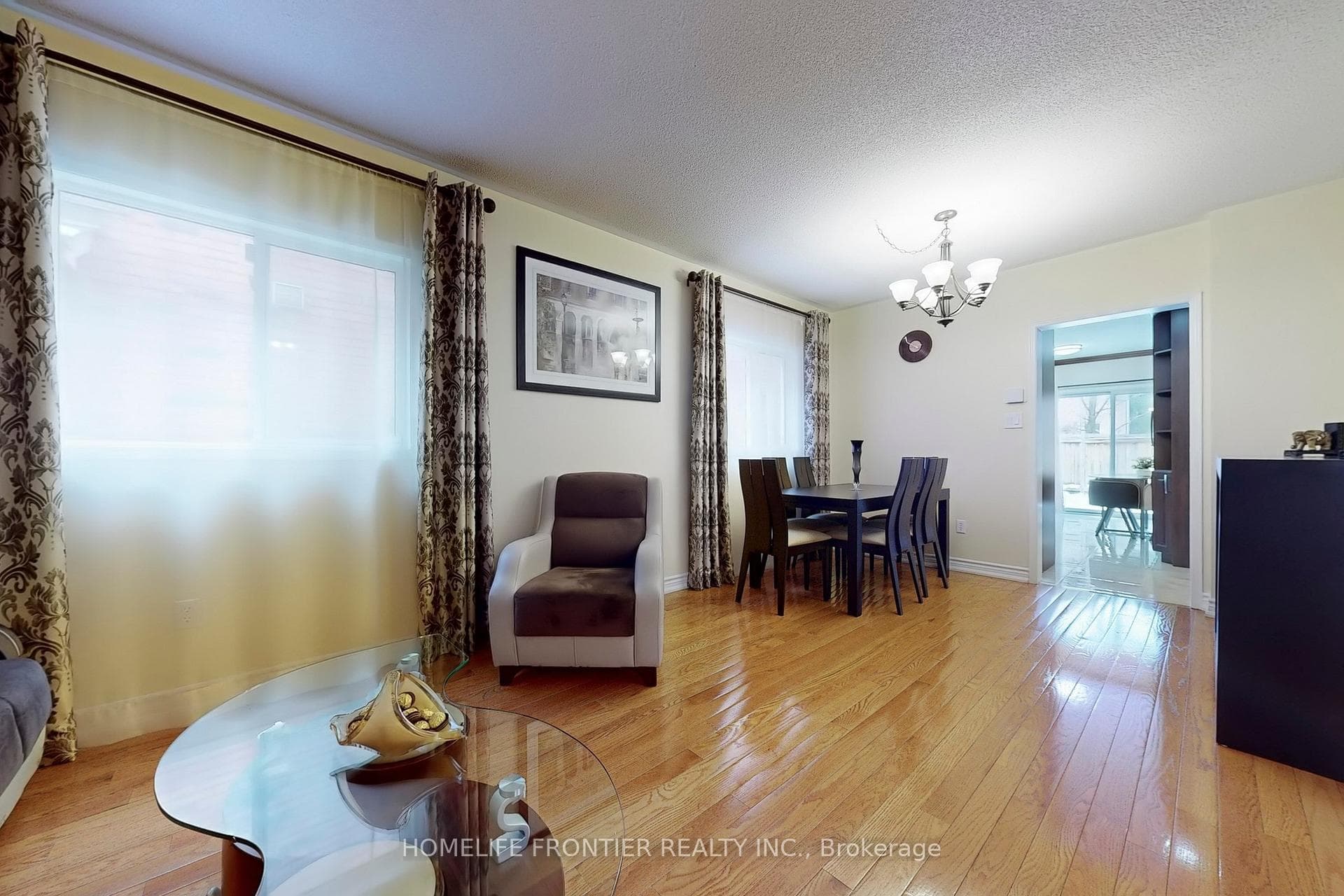 271 Austinpaul Drive photo 5