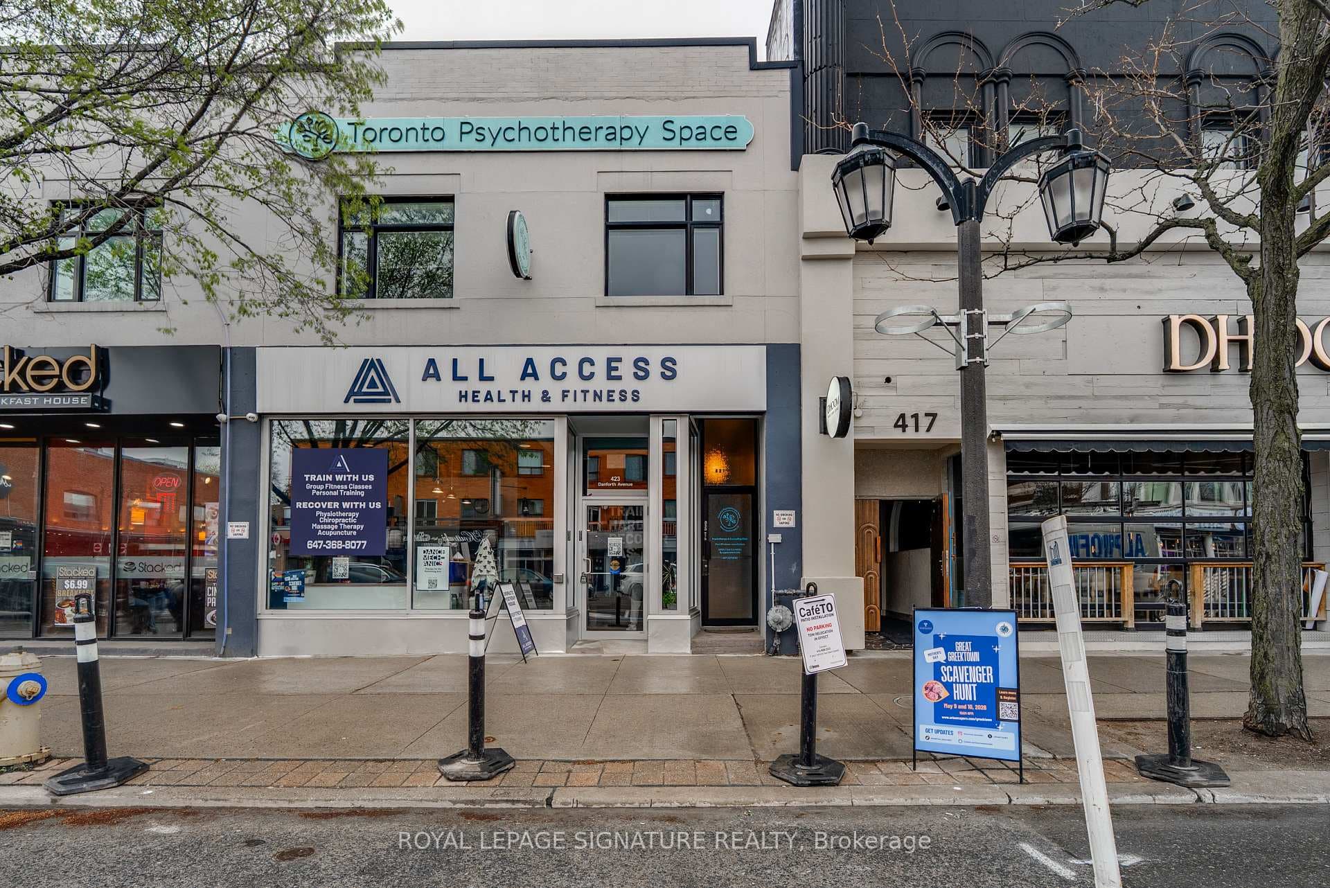 421 Danforth Avenue Unit 2 photo 15