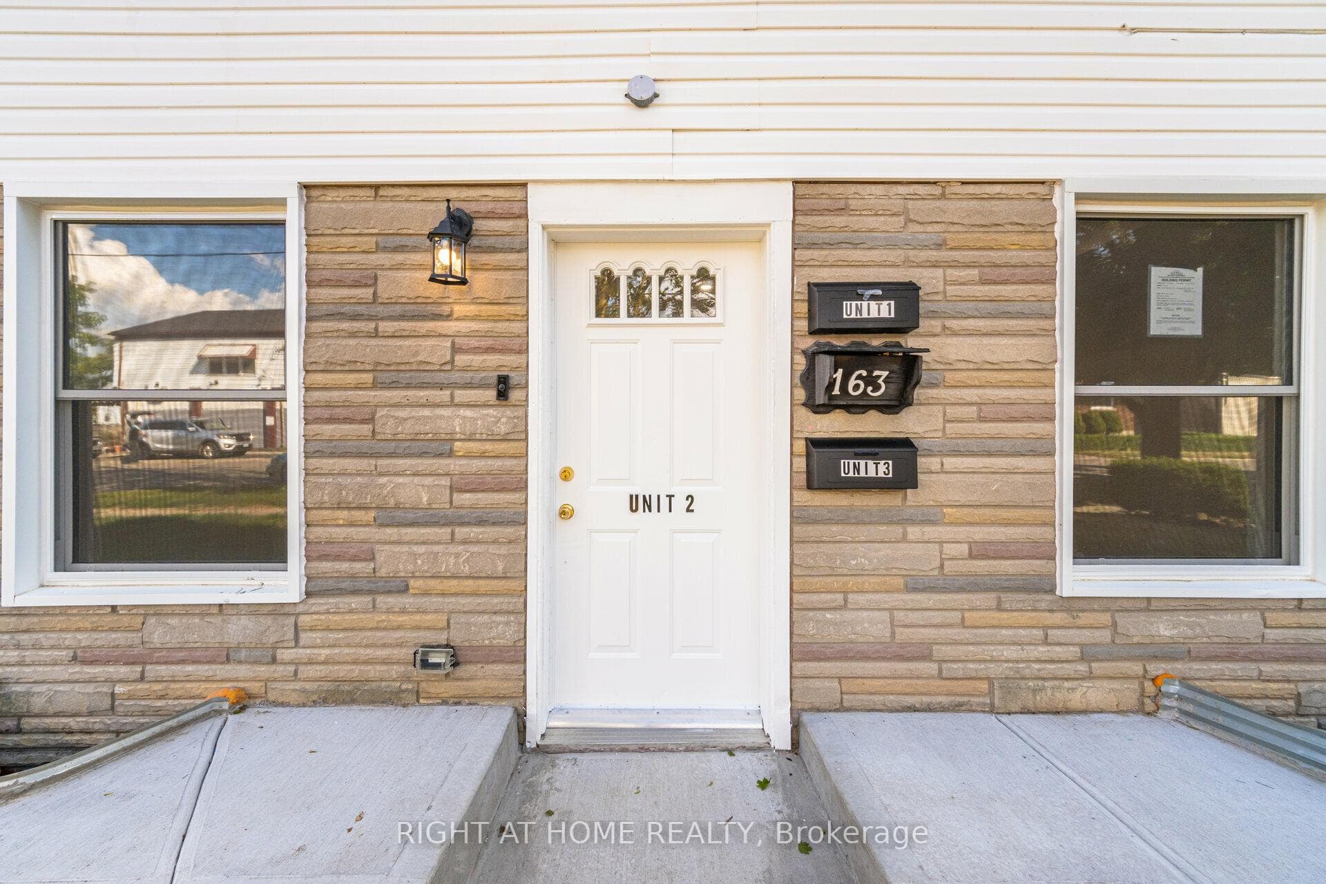163 Bruce Street photo 16