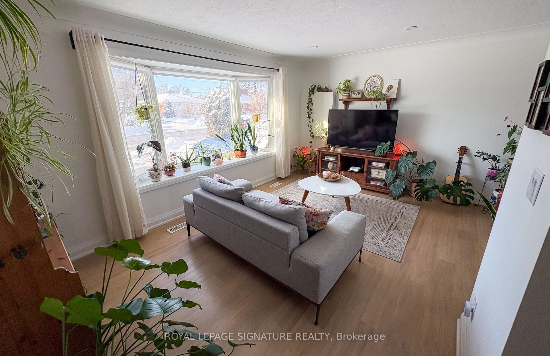 437 Upper Kenilworth Avenue Unit Unit #Main photo 4