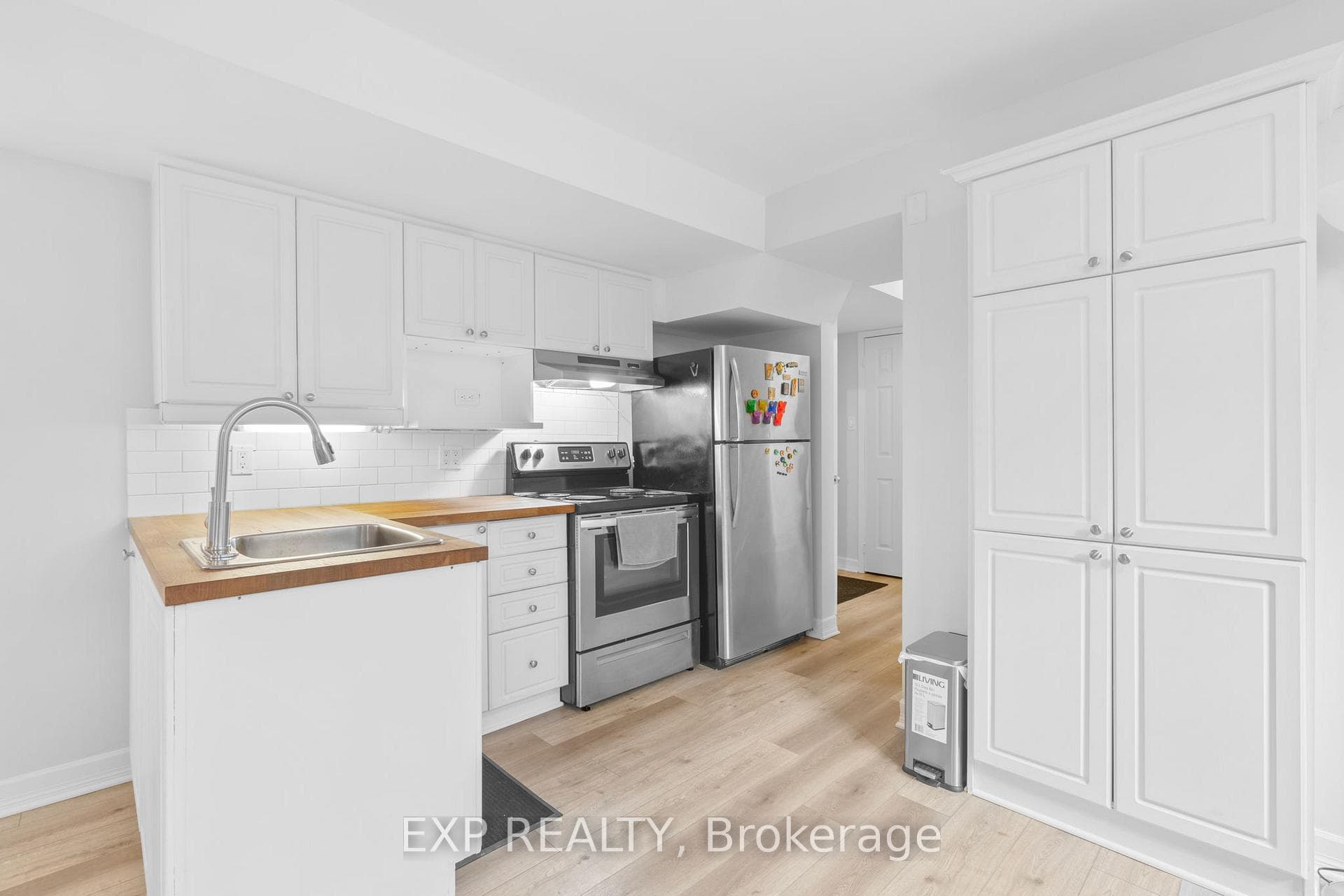 2906 Peacock Drive Unit BSMT photo 8
