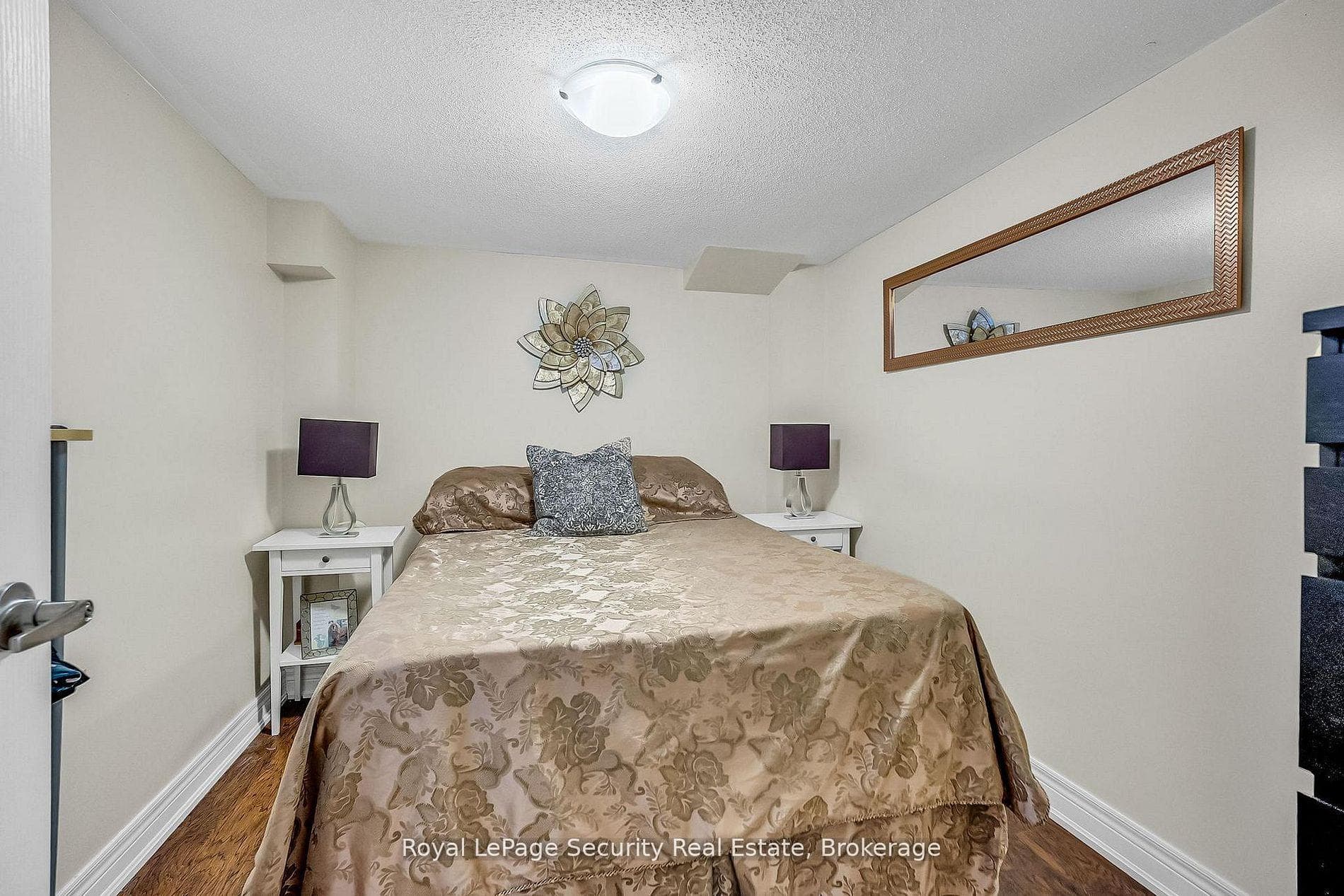 67 Northland Avenue photo 44