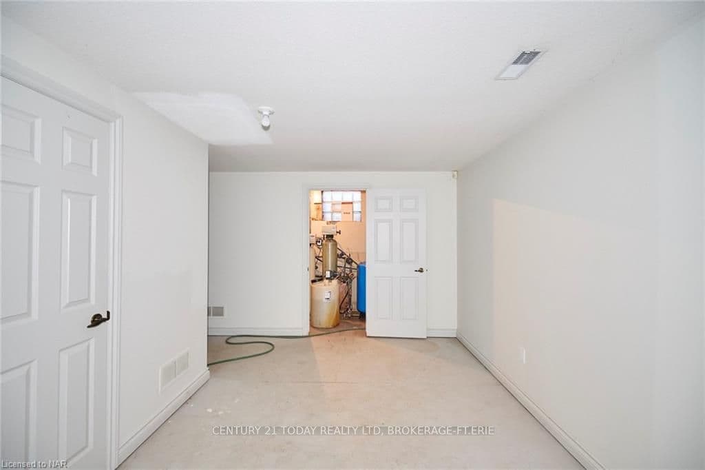 2122 NIGH Road photo 29