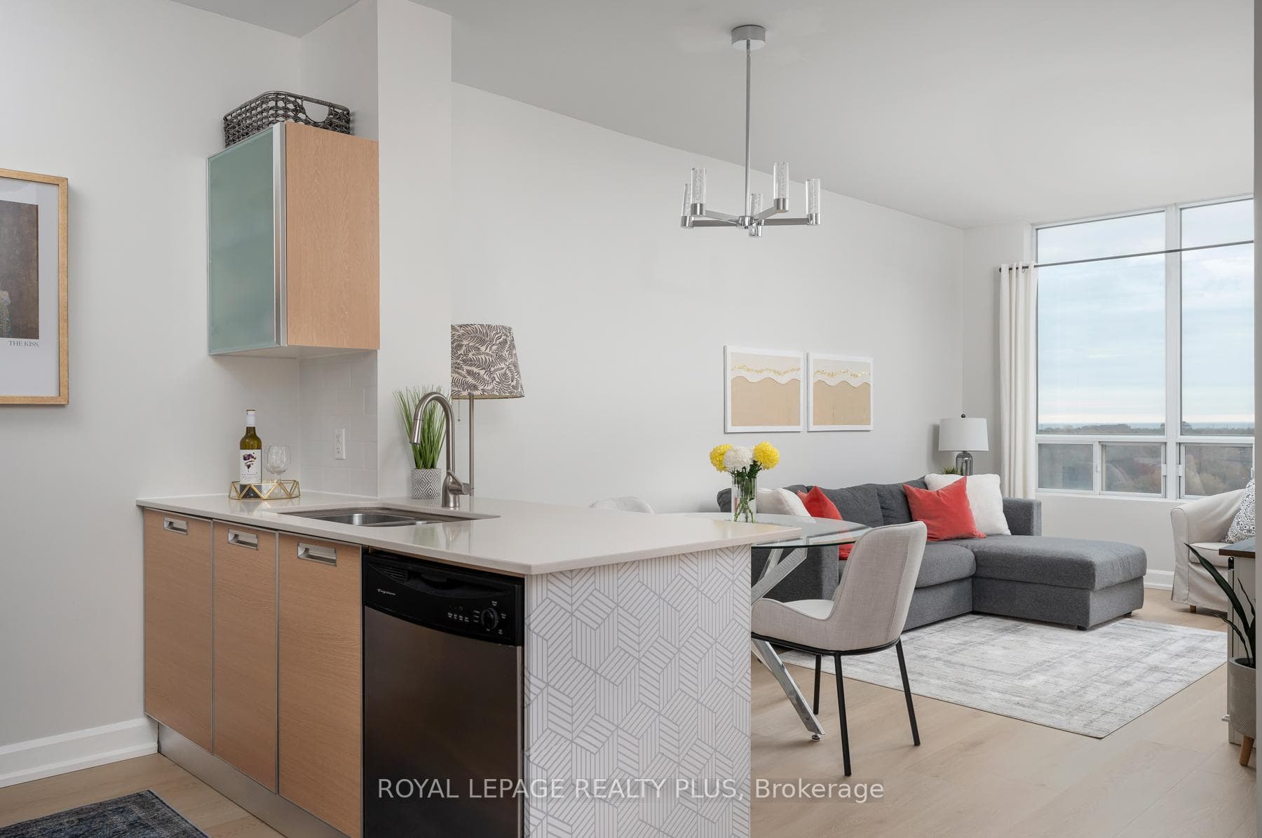 3391 Bloor Street Unit 907 photo 10