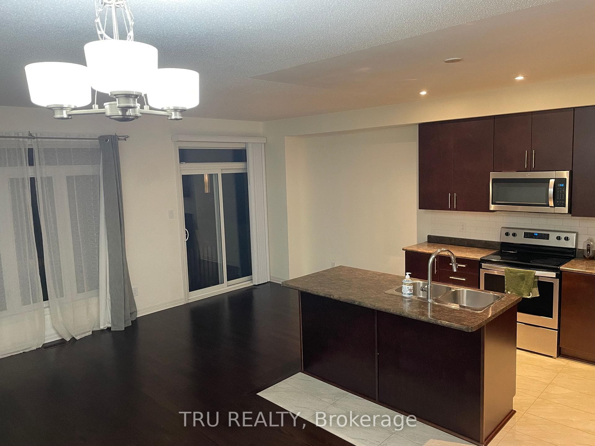 150 OVERBERG Way photo 8