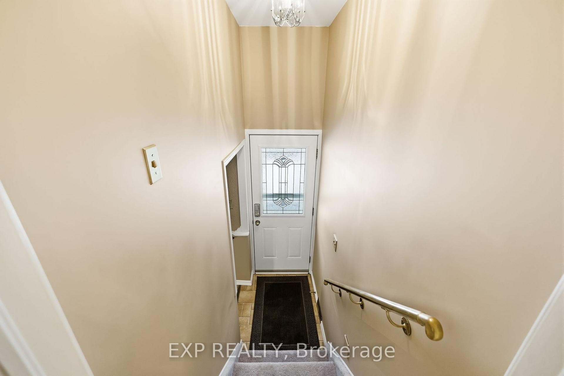 557 Daintry Crescent photo 23