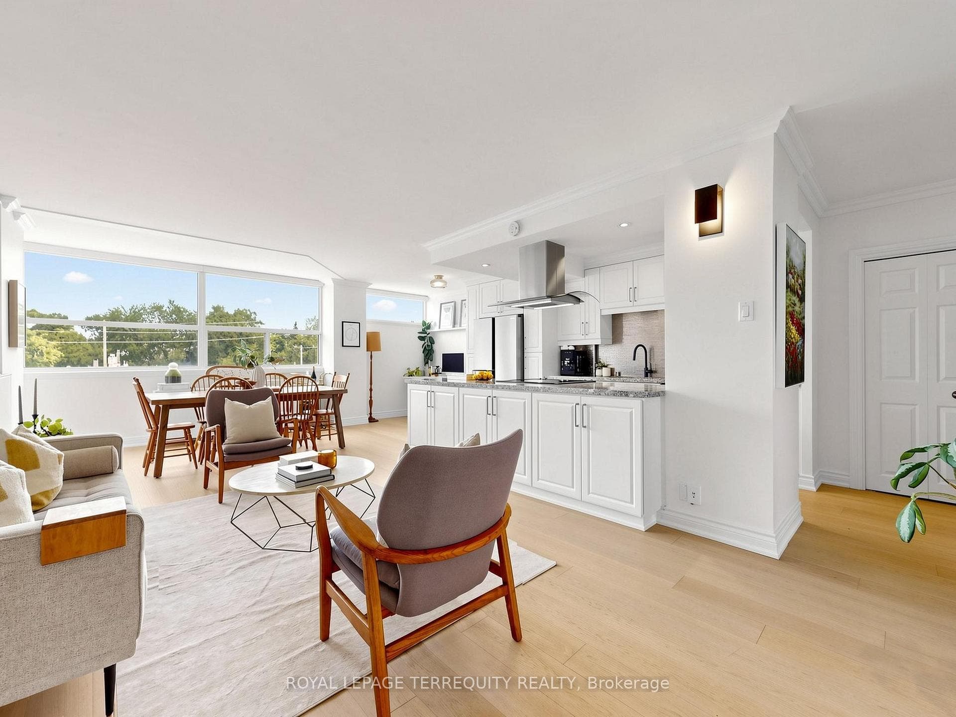 60 Montclair Avenue Unit 402 photo 8