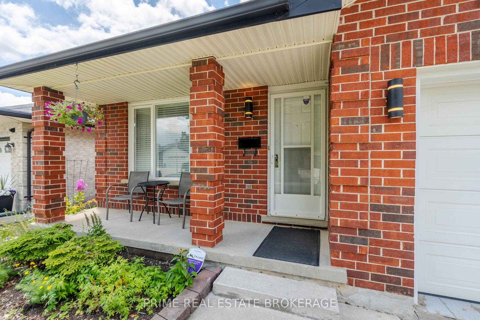 233 Colette Drive photo 2