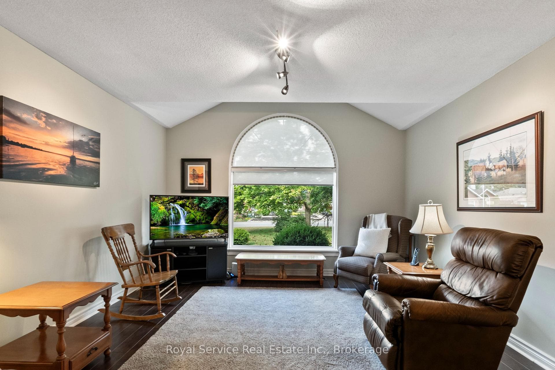33 Russell Hill Road photo 6