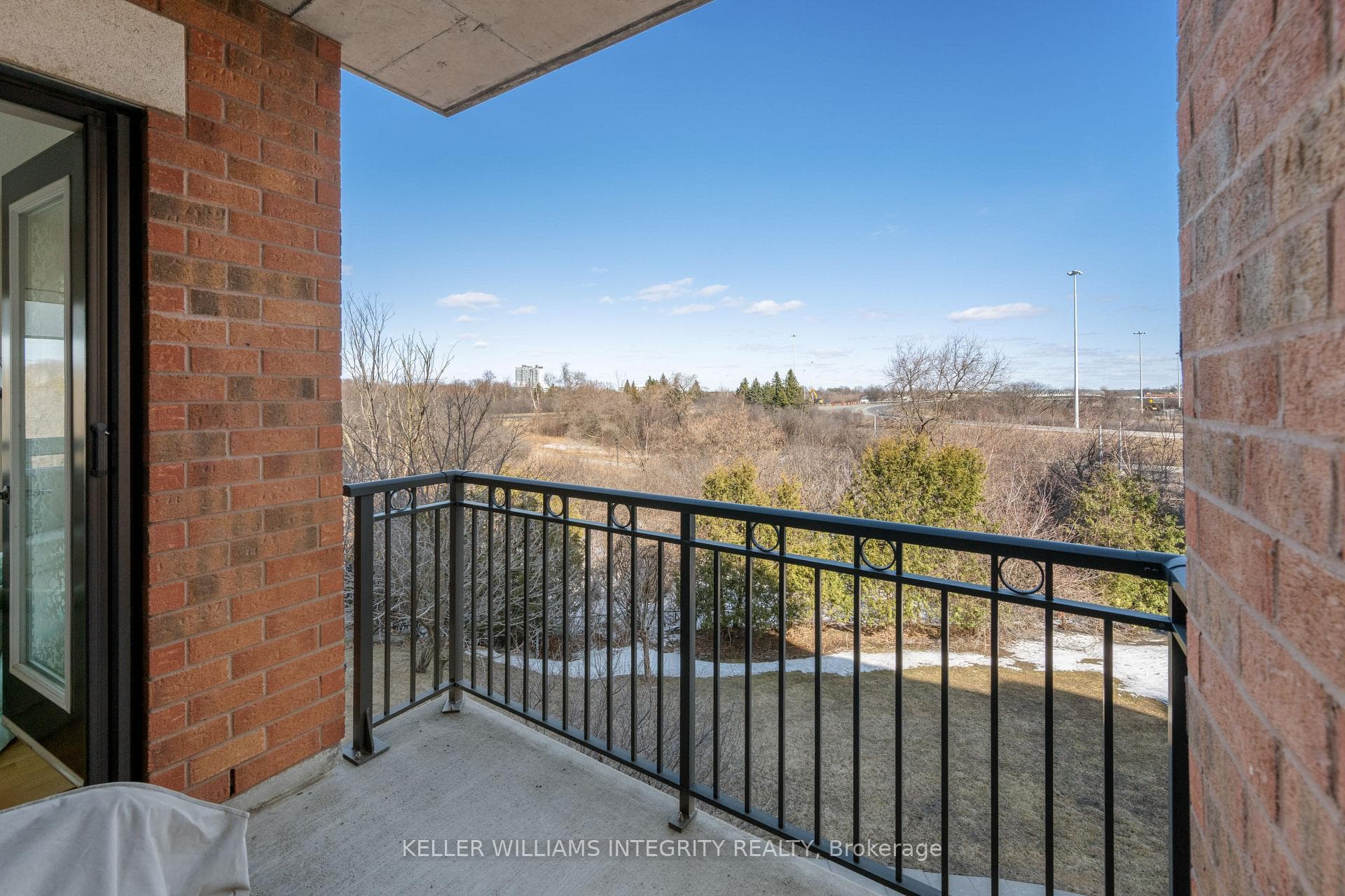 905 Beauparc Private Unit 219 photo 23