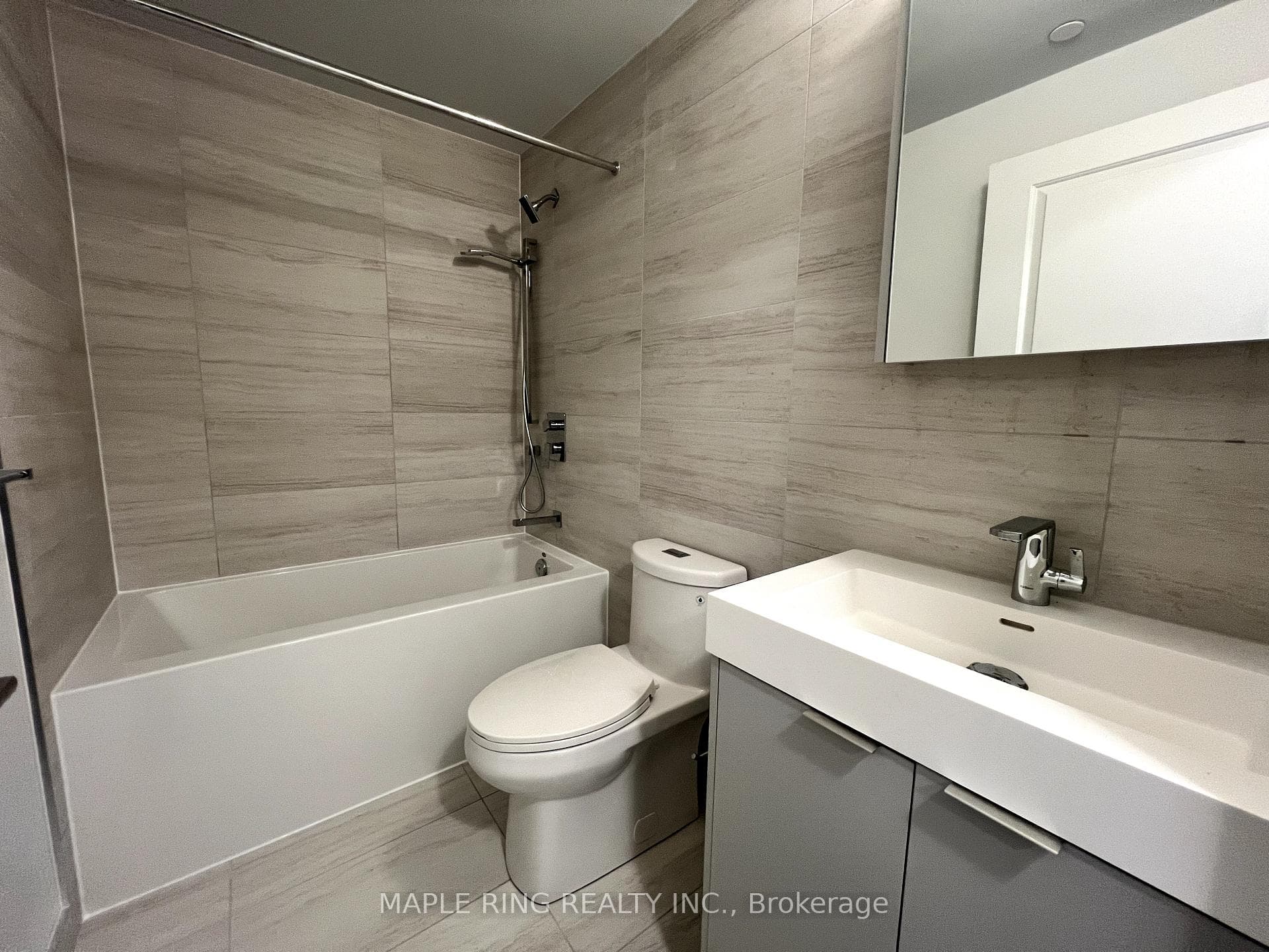2920 Highway 7 Road Unit 1609 photo 2