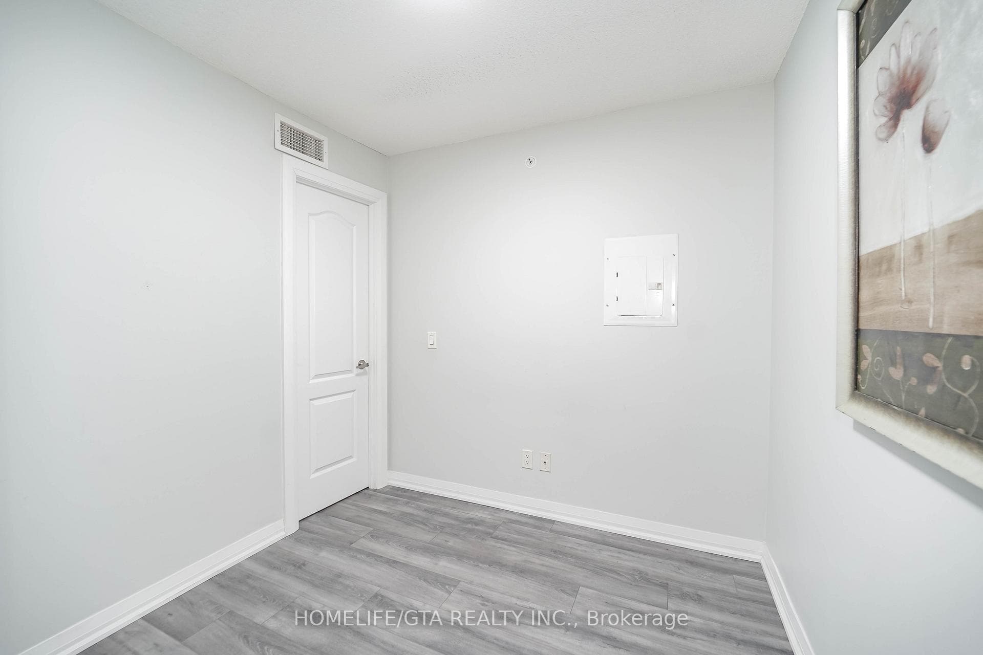 30 Meadowglen Place Unit 1501 photo 25