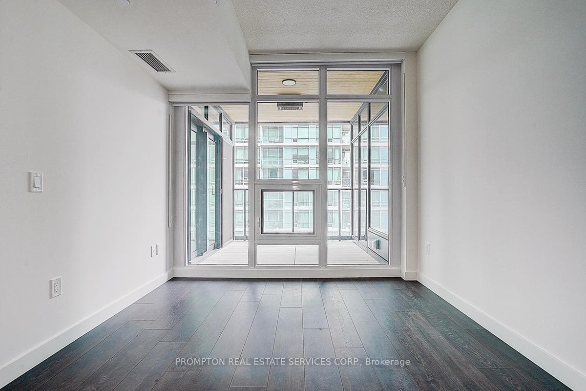 1 Concord CityPlace Way Unit 907 photo 40
