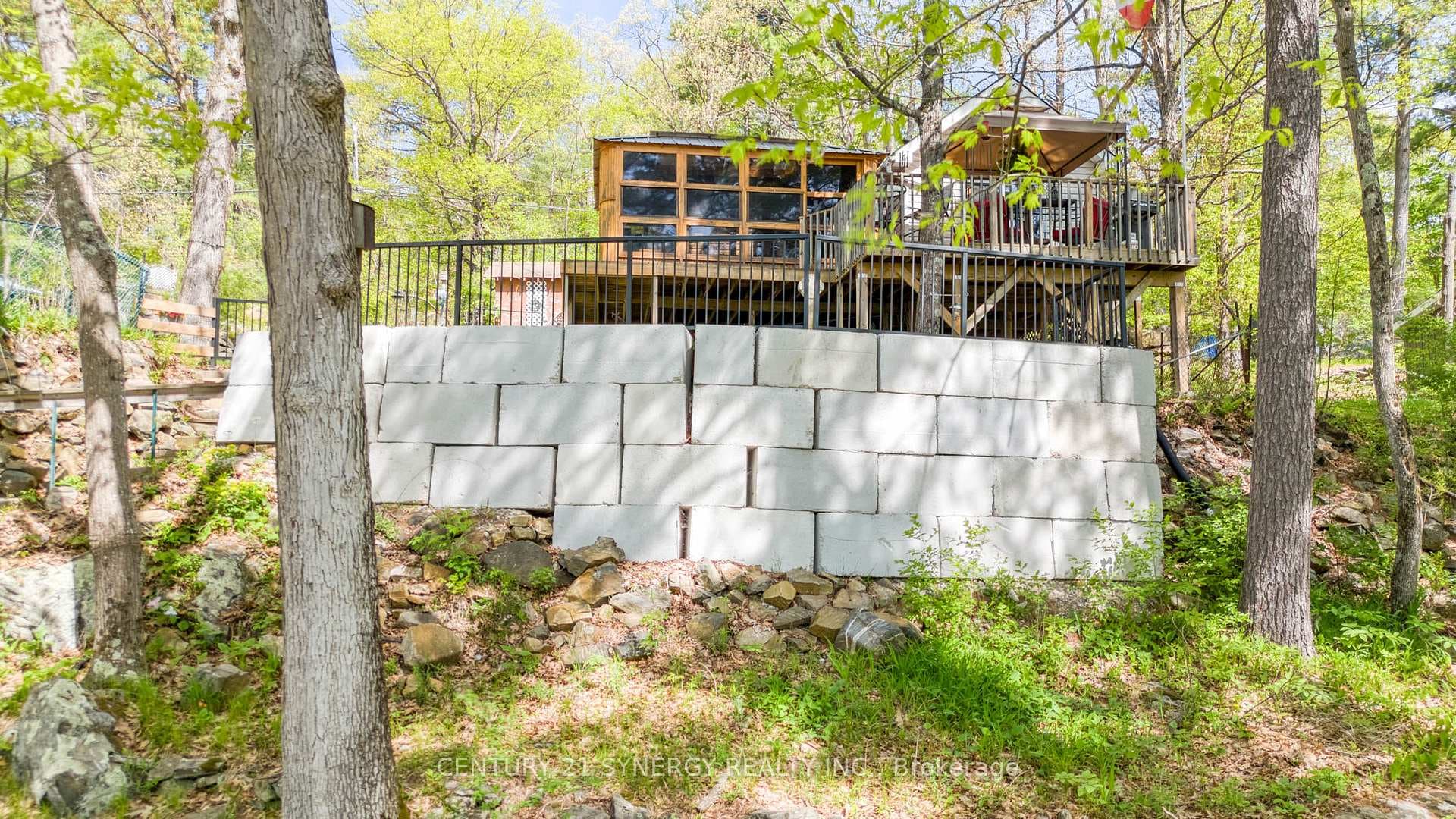 664 Raby Road photo 49