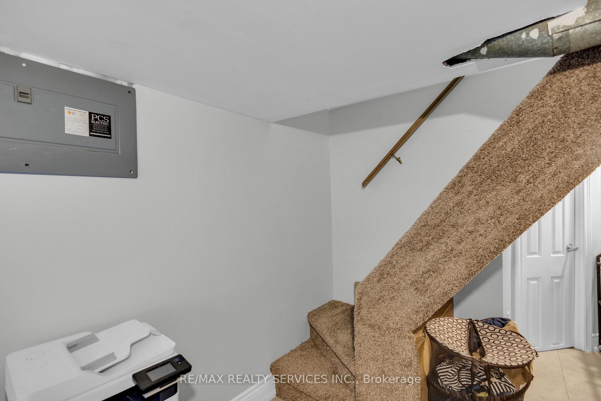 827 Craven Road photo 26