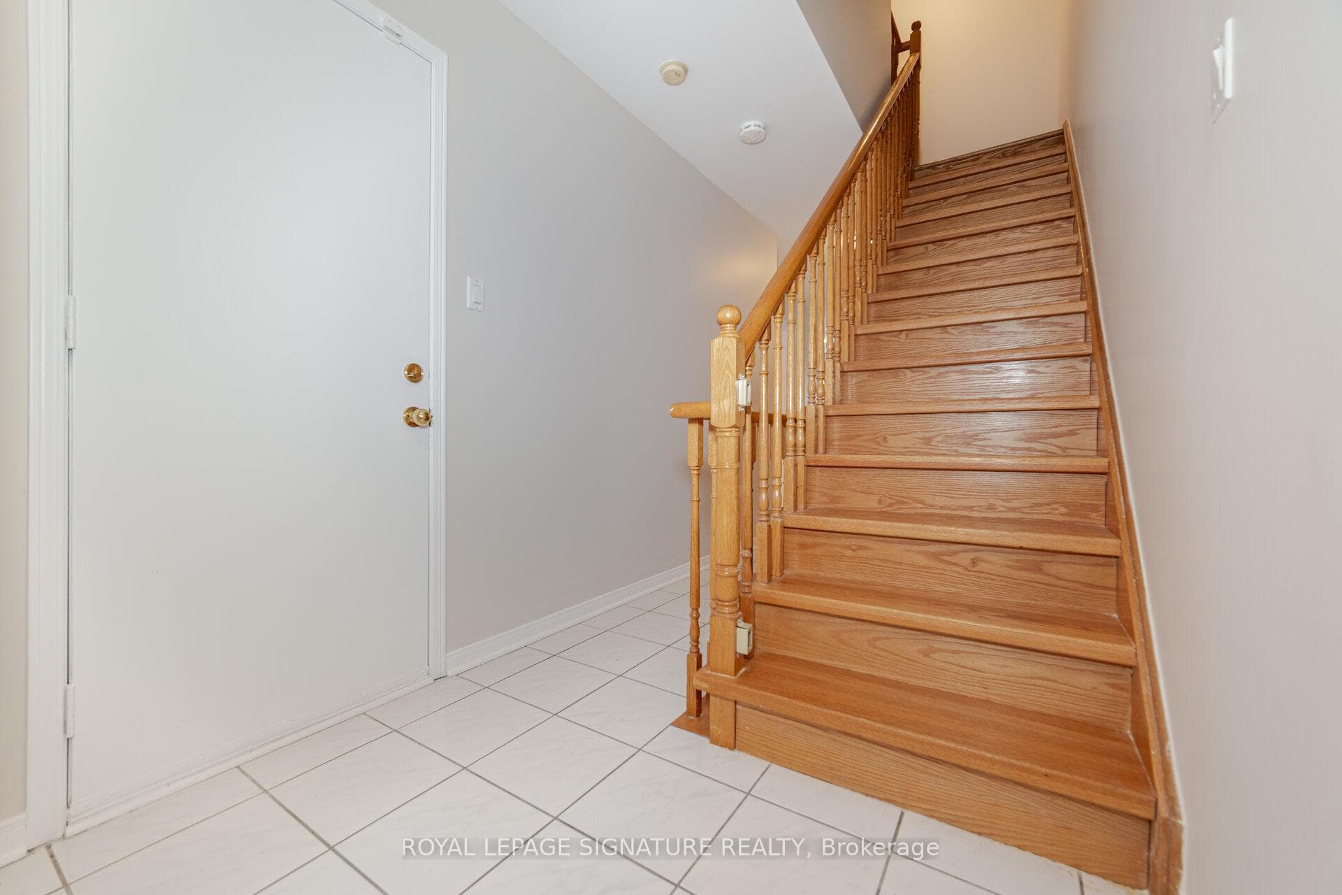 22 Larissa Court photo 19