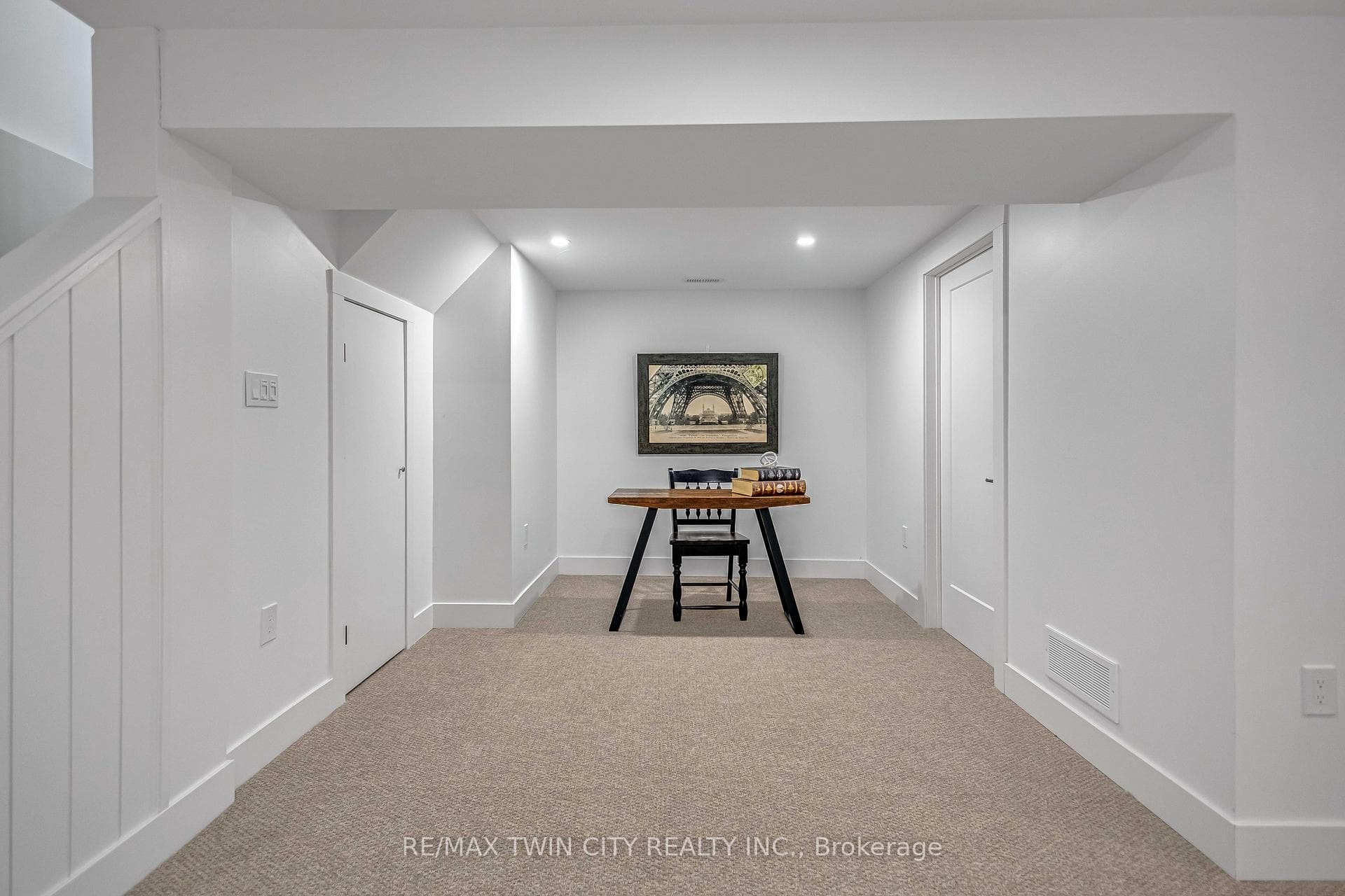 34 Oakhill Drive Unit 20B photo 25