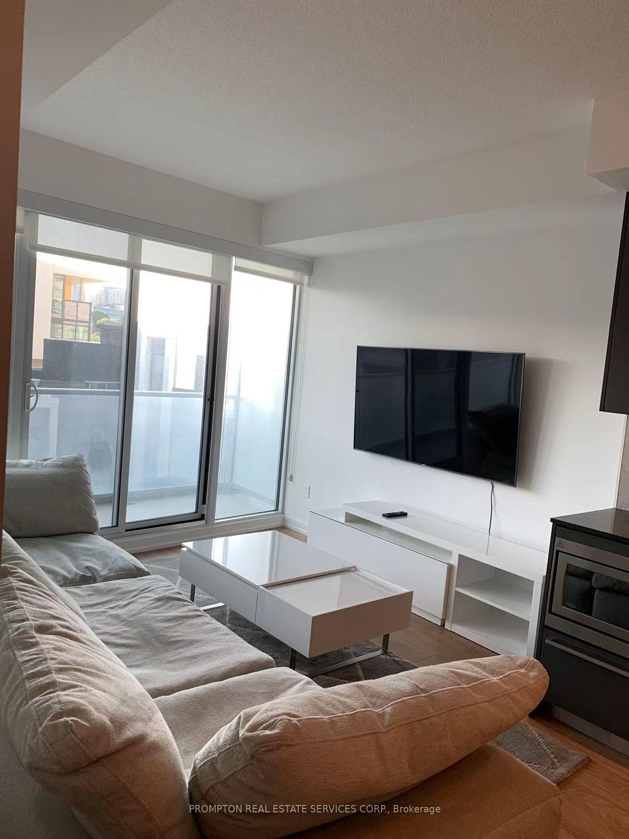 115 McMahon Drive Unit 201 photo 10
