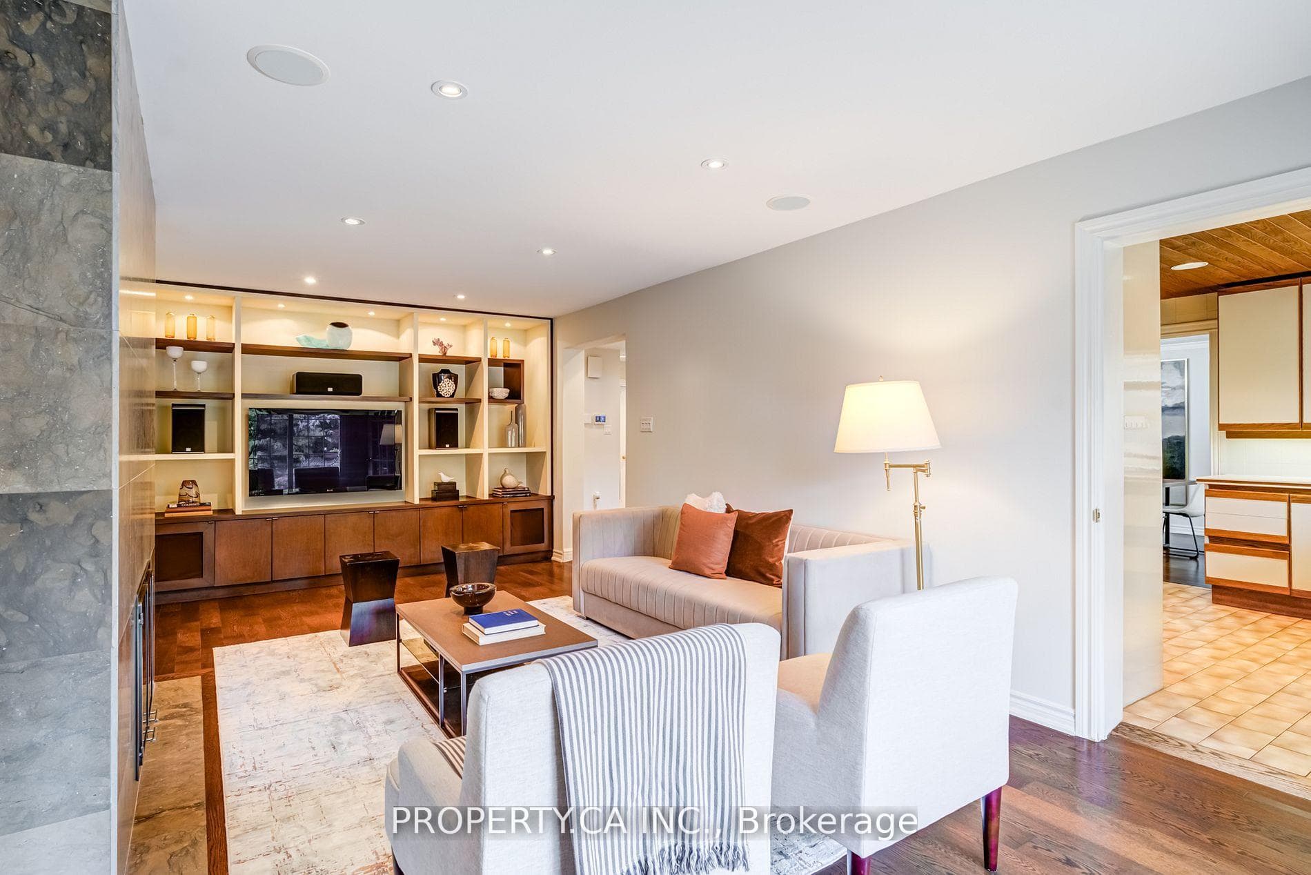 13 Mistflower Road photo 9