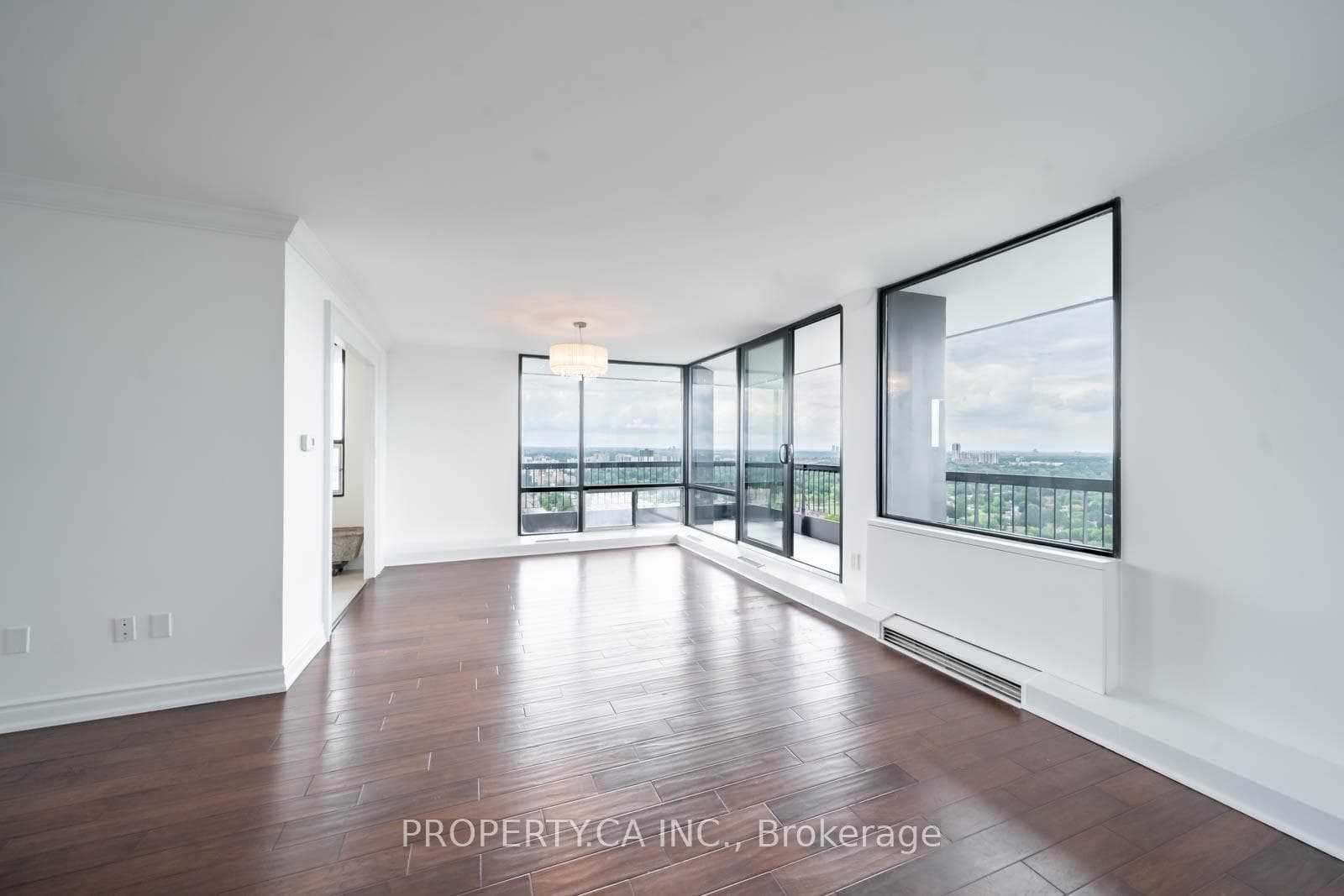 135 Antibes Drive Unit 2401 photo 7