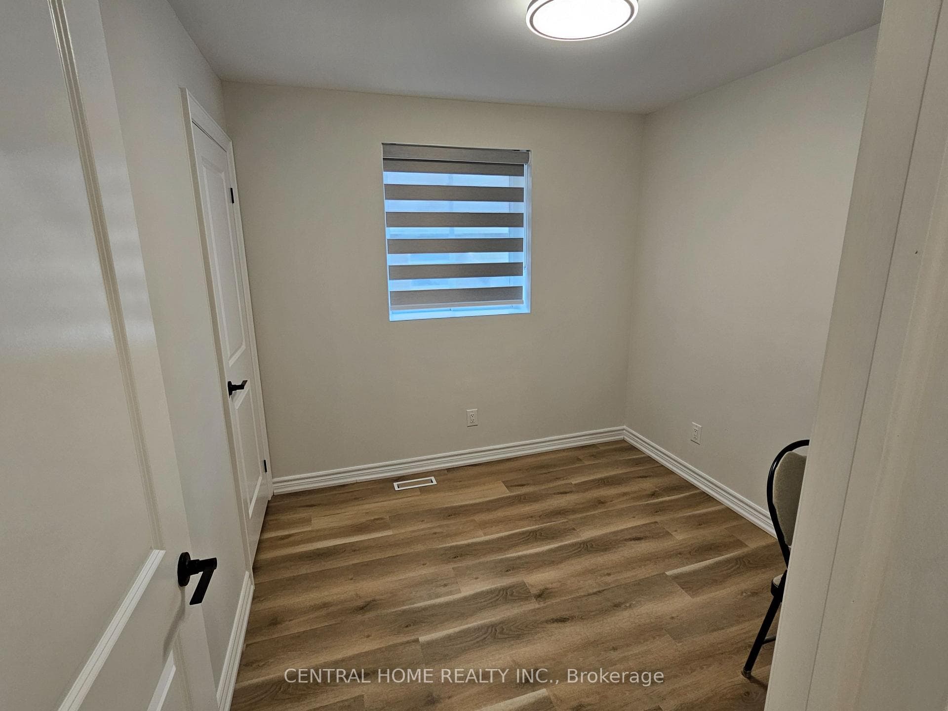 137 Willow Lane photo 13