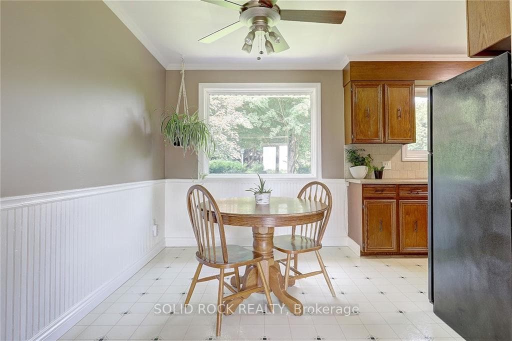 8 WEST MCLEAN Boulevard photo 8