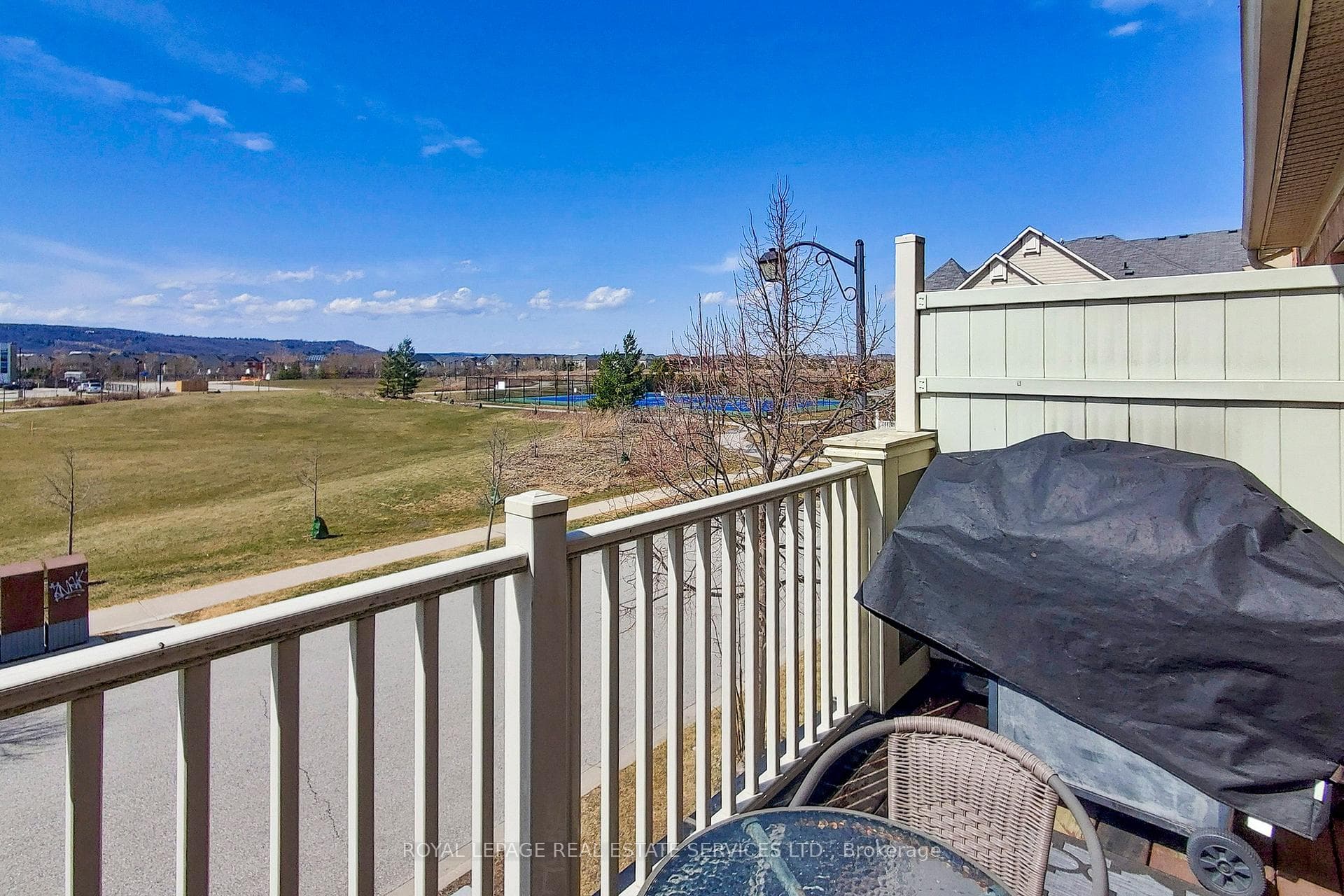 871 Jempson Path photo 33