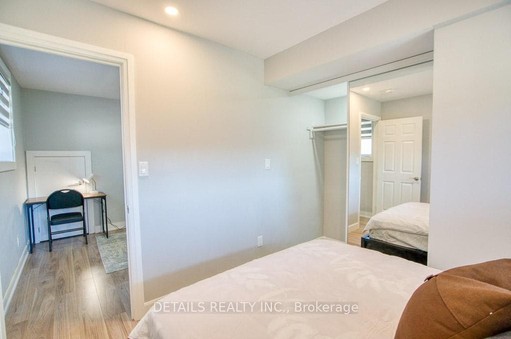 992 Baseline Road photo 44