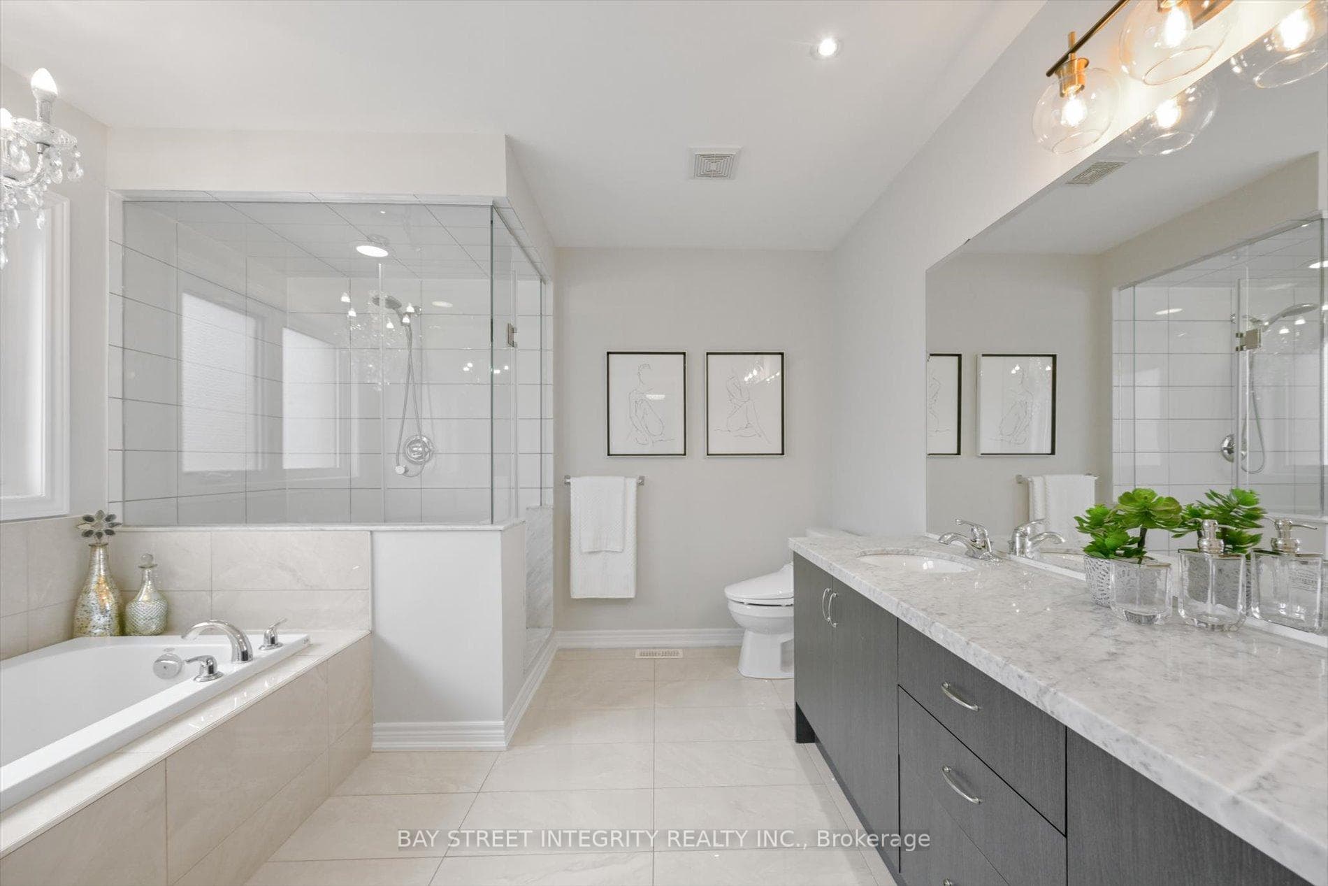 99 Greenspire Avenue photo 27