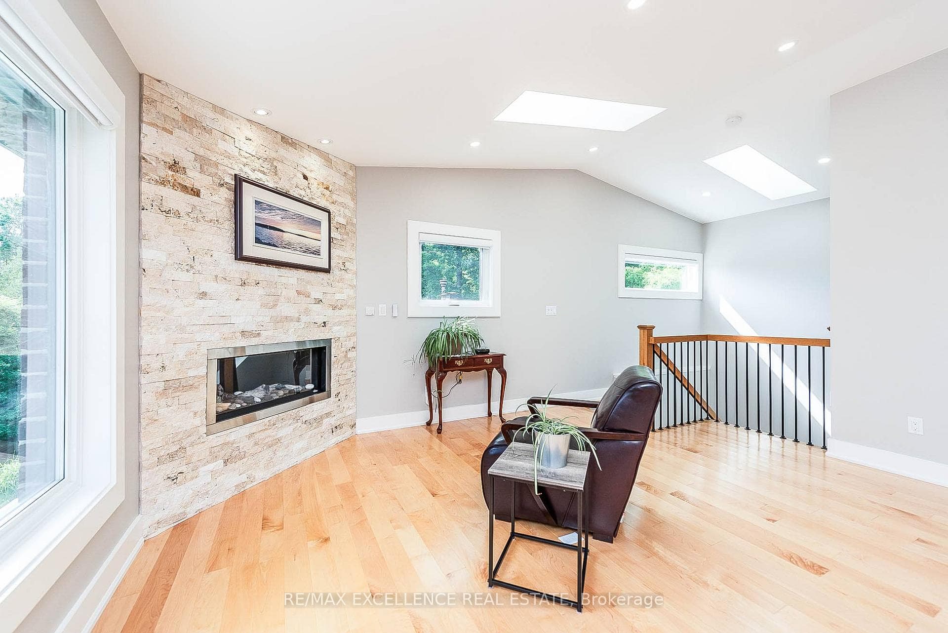 8949 Mississauga Road photo 27