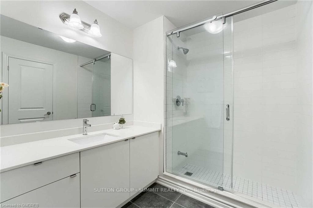 492 Bergamot Avenue photo 25