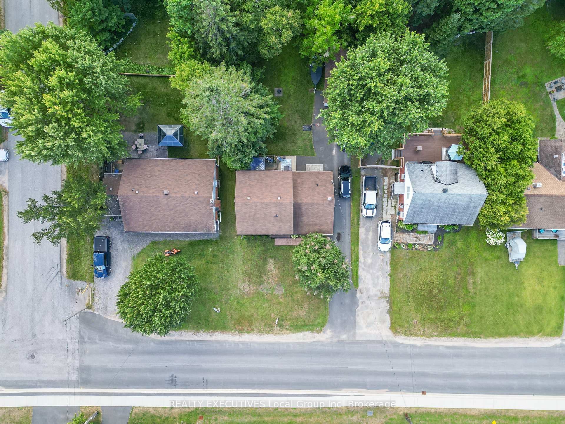 271 Lakeside Drive photo 44