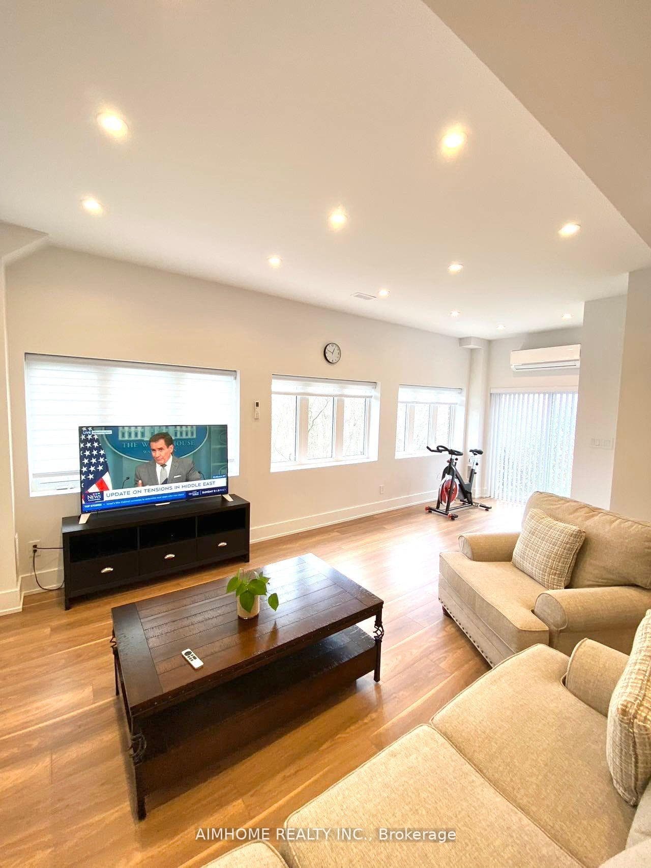 225 Maxwell Street Unit (Lower) photo 21