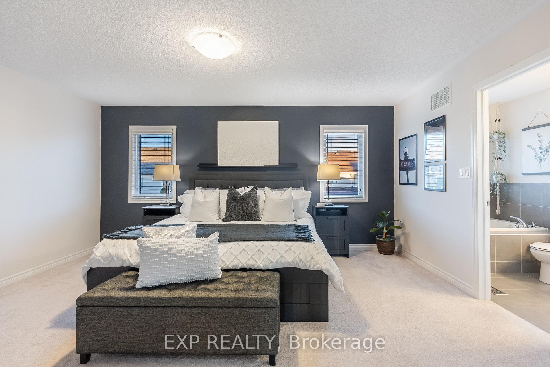 1636 Gainer Crescent photo 15