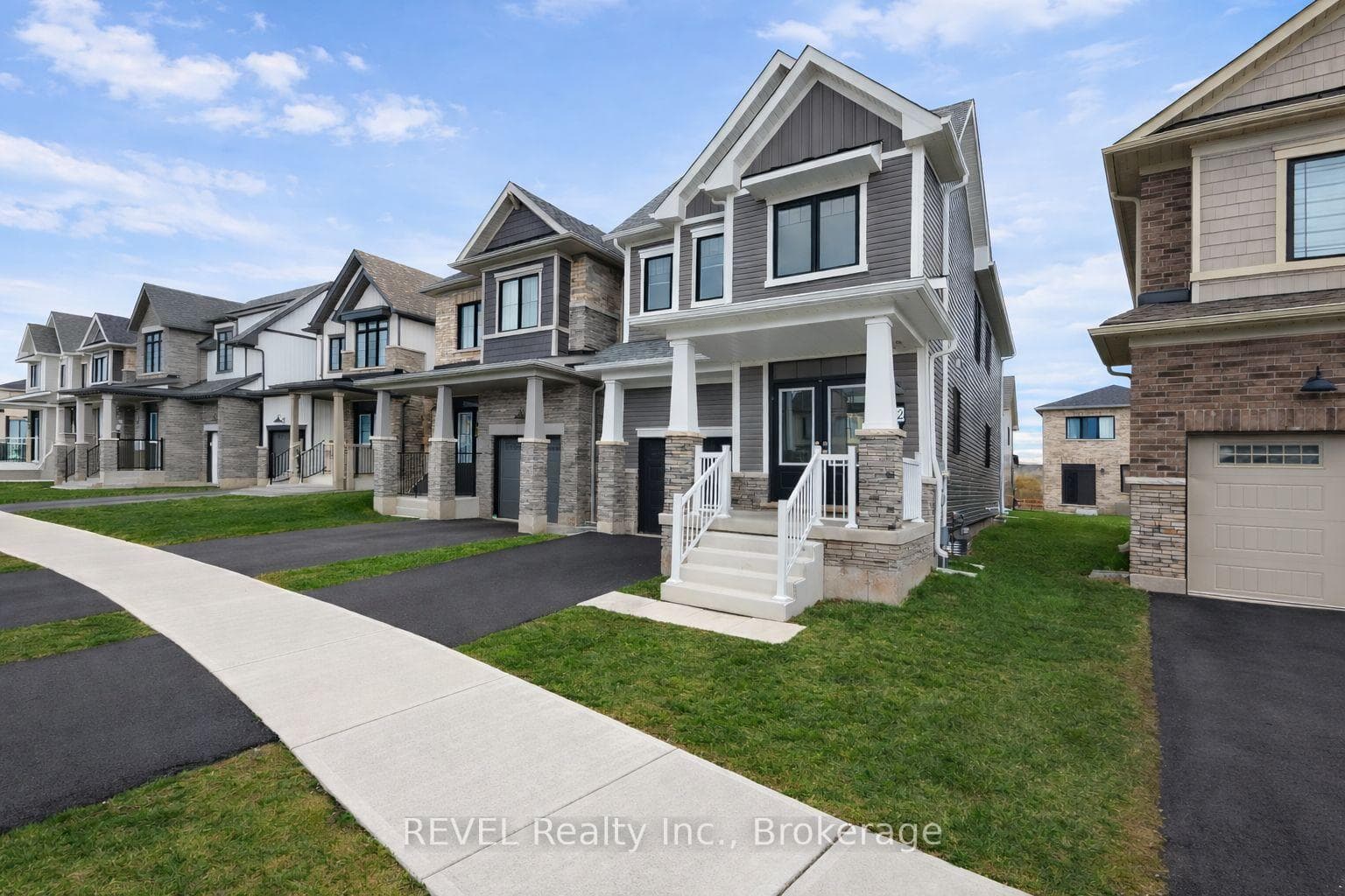 12 Rudder Road photo 2