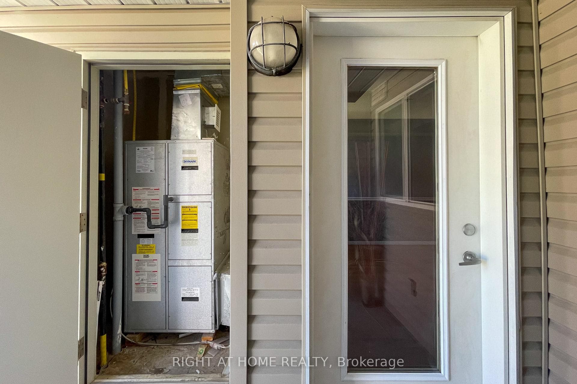 5225 Finch Avenue Unit 222 photo 21