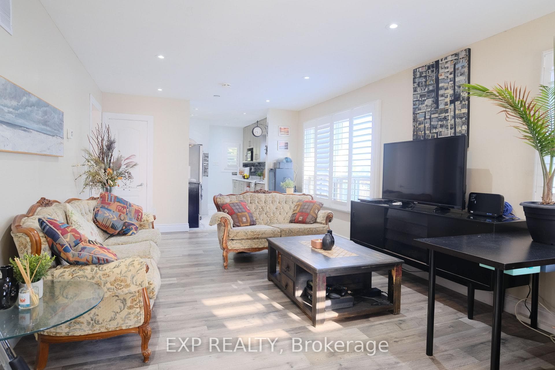 3968 St Peter Avenue photo 6