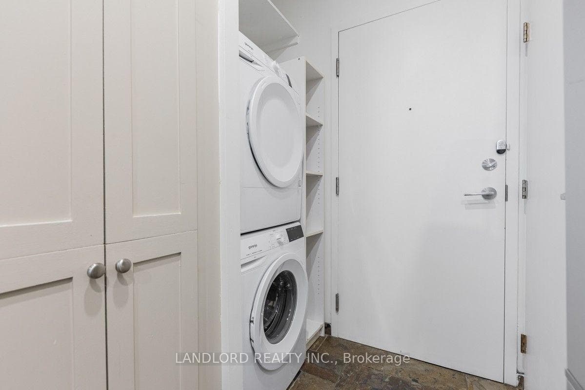 33 Price Street Unit 3 photo 6